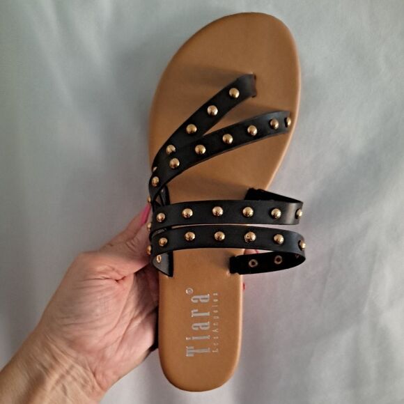 🛑Last Pair🛑Tiara Slip-On Thong Studded Sandals Black 6 - Picture 3 of 6